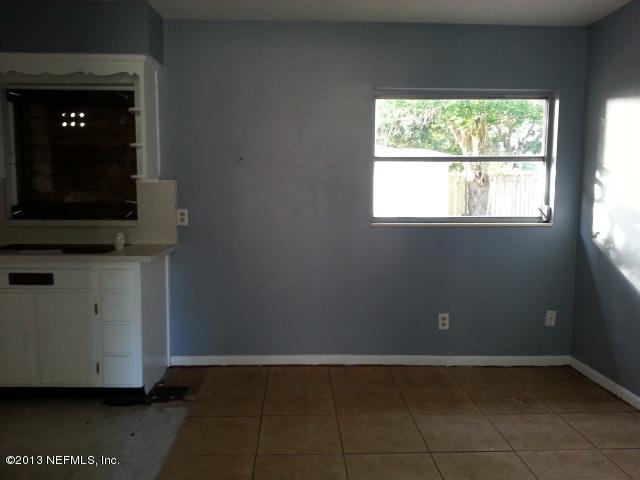 3140 Sandhurst Road East Jacksonville, FL 32277 - Photo 2 of 10 DR 1