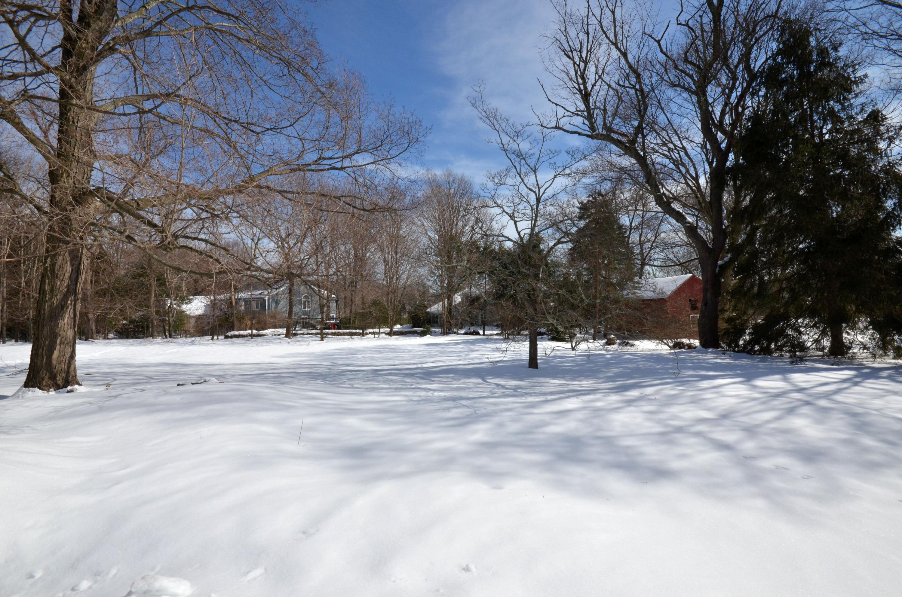 74 Brookside Road, Unit 74 Darien, CT 06820 - Photo 2 of 3 99094044-10 C.jpg