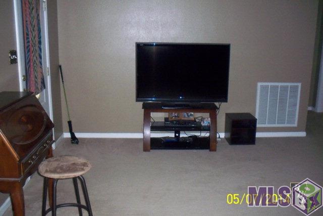 656 Church Street Raceland, LA 70394 - Photo 4 of 9 Living Room
