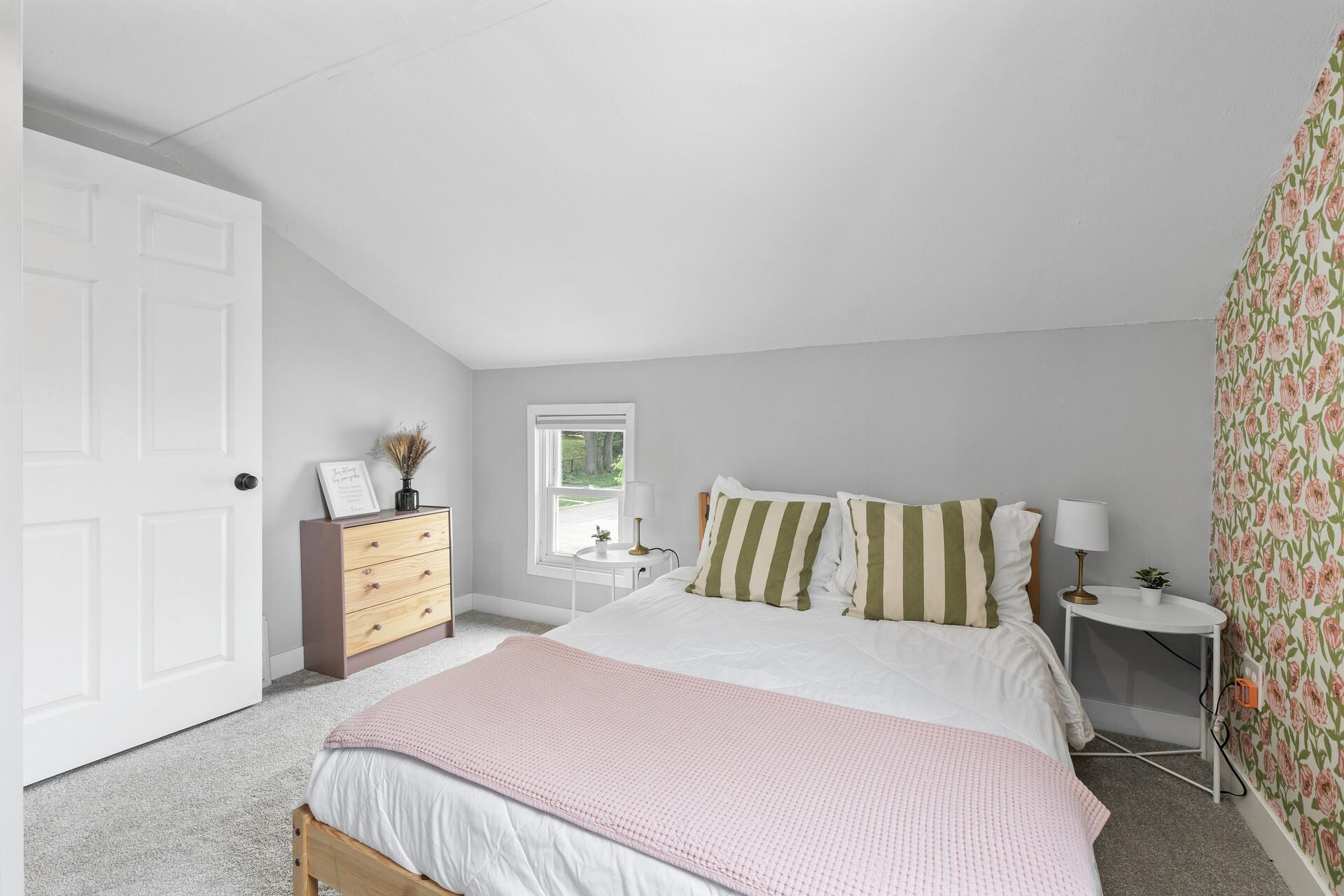 1767 Field Avenue St. Paul, MN 55116 - Photo 13 of 16