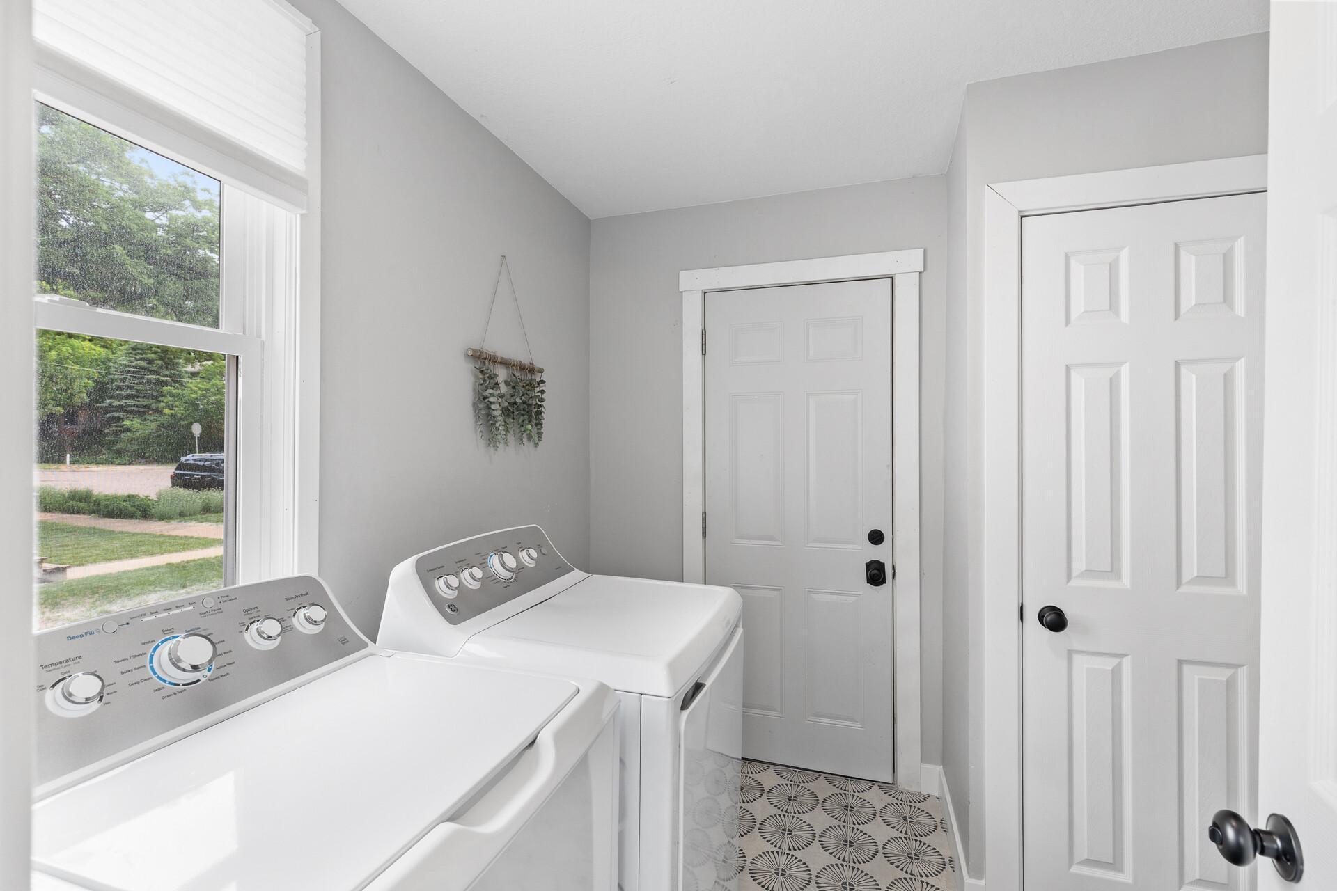 1767 Field Avenue St. Paul, MN 55116 - Photo 15 of 16