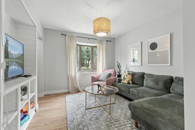 $315,000 | 1767 Field Avenue, St. Paul, MN 55116