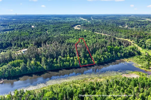 $162,000 | 9735 East Acorn Drive Drive, Gordon, WI 54838