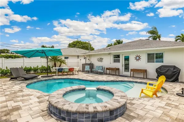 $9,000 | 791 94th Avenue North, Naples, FL 34108