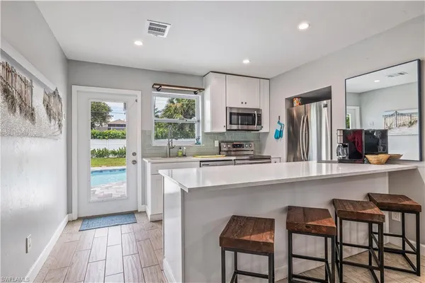 $9,000 | 791 94th Avenue North, Naples, FL 34108
