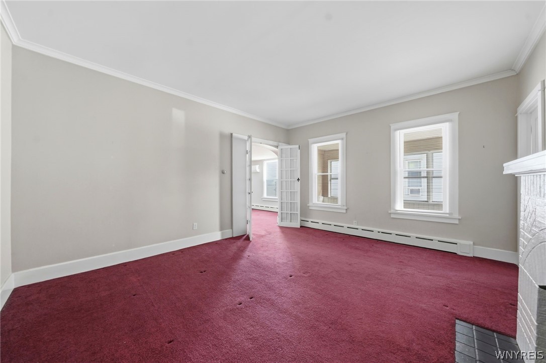 176 Adam Street Tonawanda, NY 14150 - Photo 20 of 46 Living Room