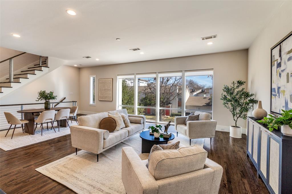 1419 Hubert Street Dallas, TX 75206 - Photo 9 of 29