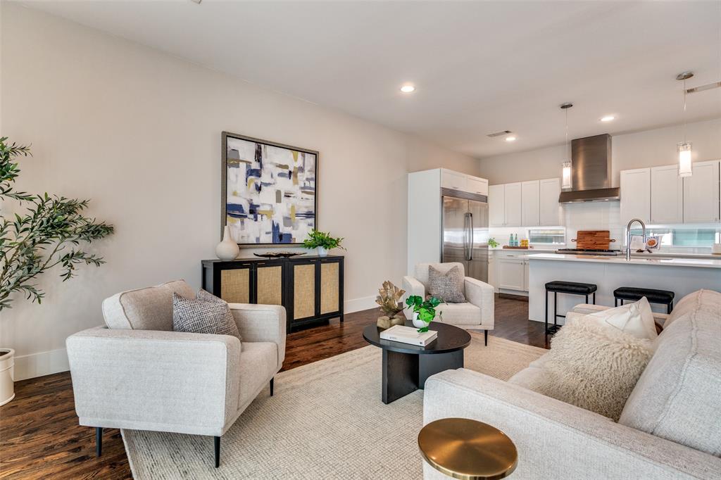 1419 Hubert Street Dallas, TX 75206 - Photo 10 of 29