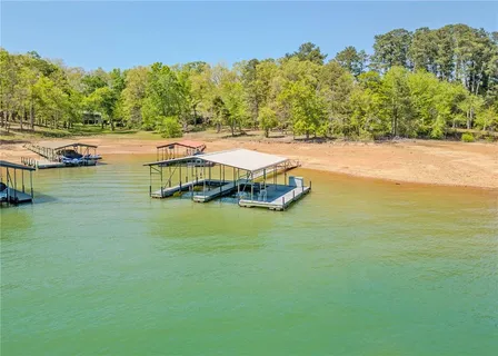 $800,000 | 7 Old Oak Trail, Hartwell, GA 30643