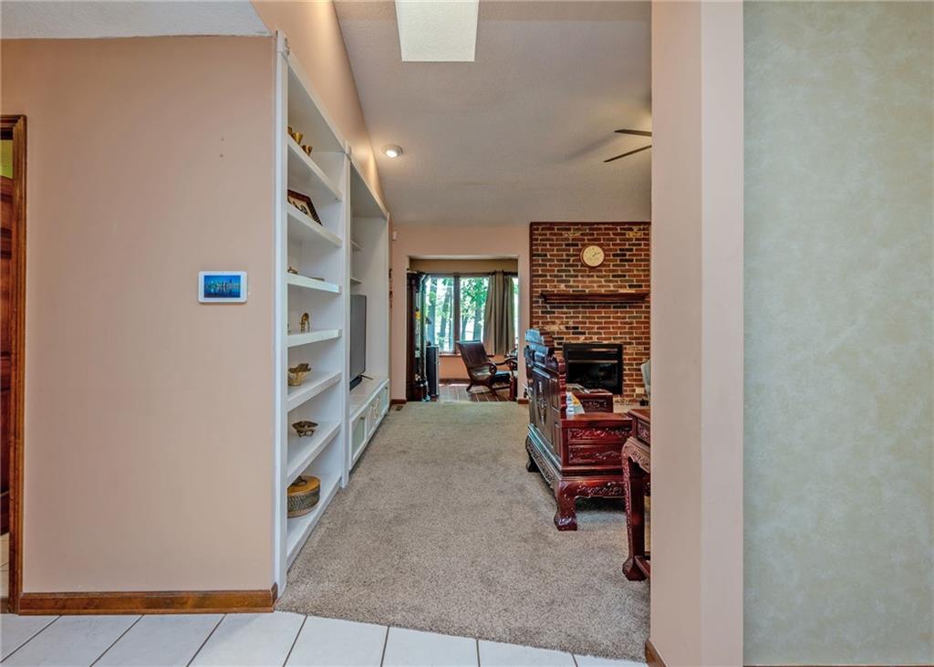 7 Old Oak Trail Hartwell, GA 30643 - Photo 8 of 59 a view of livingroom with furniture and a fireplace