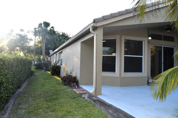 $3,450 | 6166 Cotton Rose Lane, Lake Worth, FL 33467