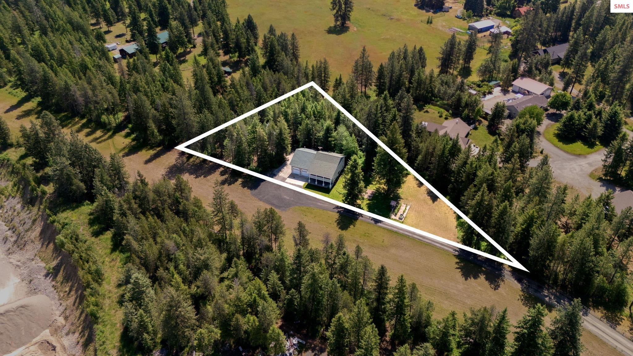 551 Star Road Moyie Springs, ID 83845 - Photo 5 of 86 Gallery Image 5