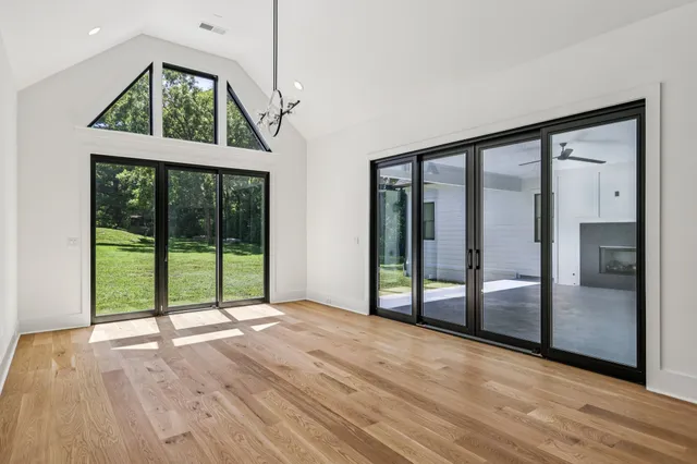 $6,725,000 | 5205 Williamsburg Road, Brentwood, TN 37027