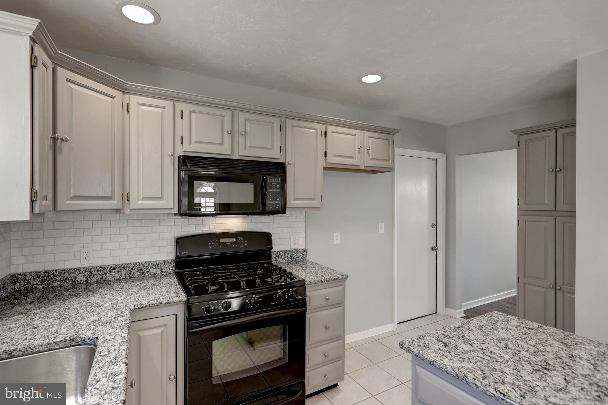 4 Magnolia Lane Hanover, PA 17331 - Photo 10 of 32 Gallery Image 10