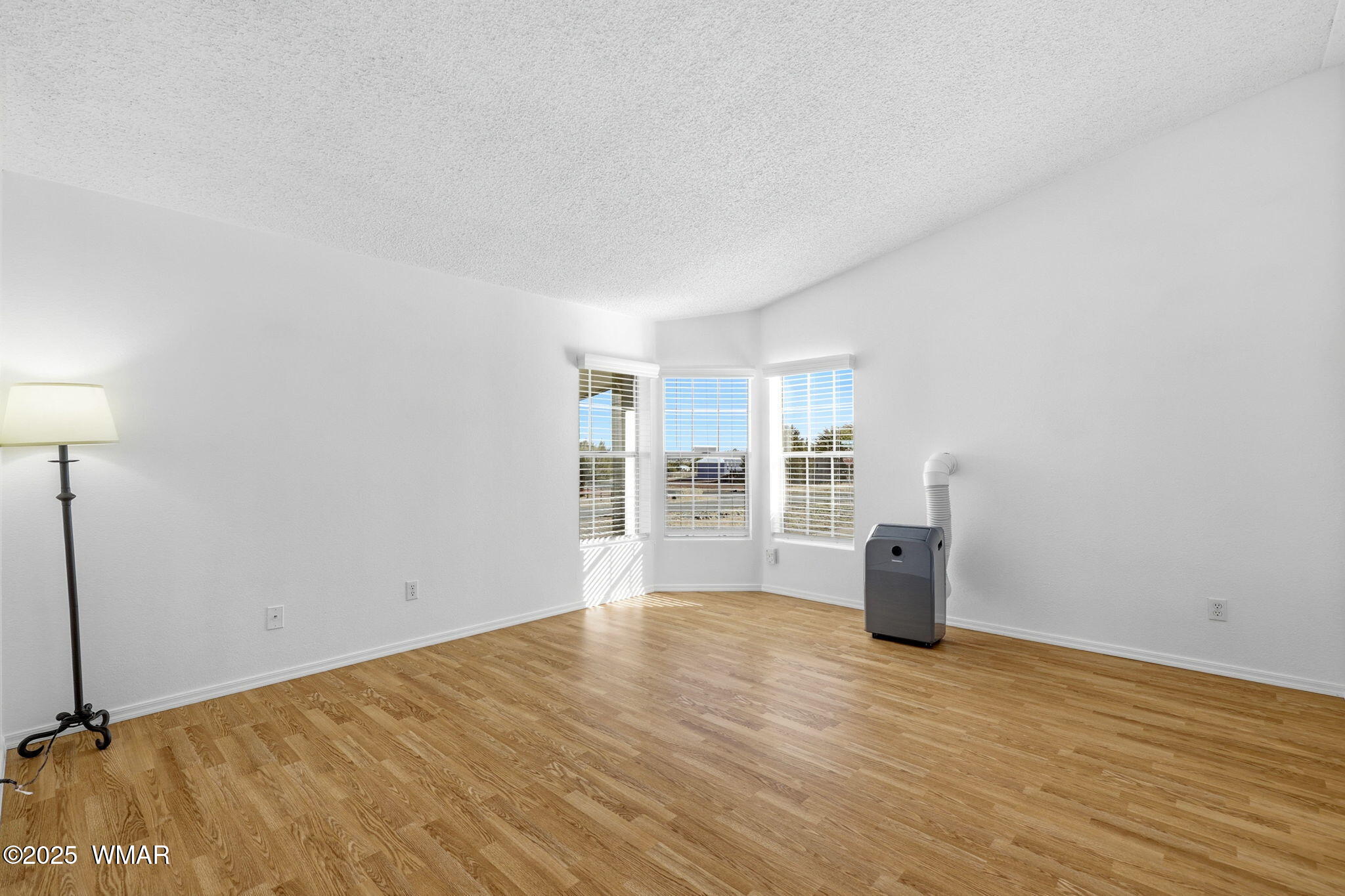 1535 Cheetah Way Eagar, AZ 85925 - Photo 12 of 34 Primary Bedroom