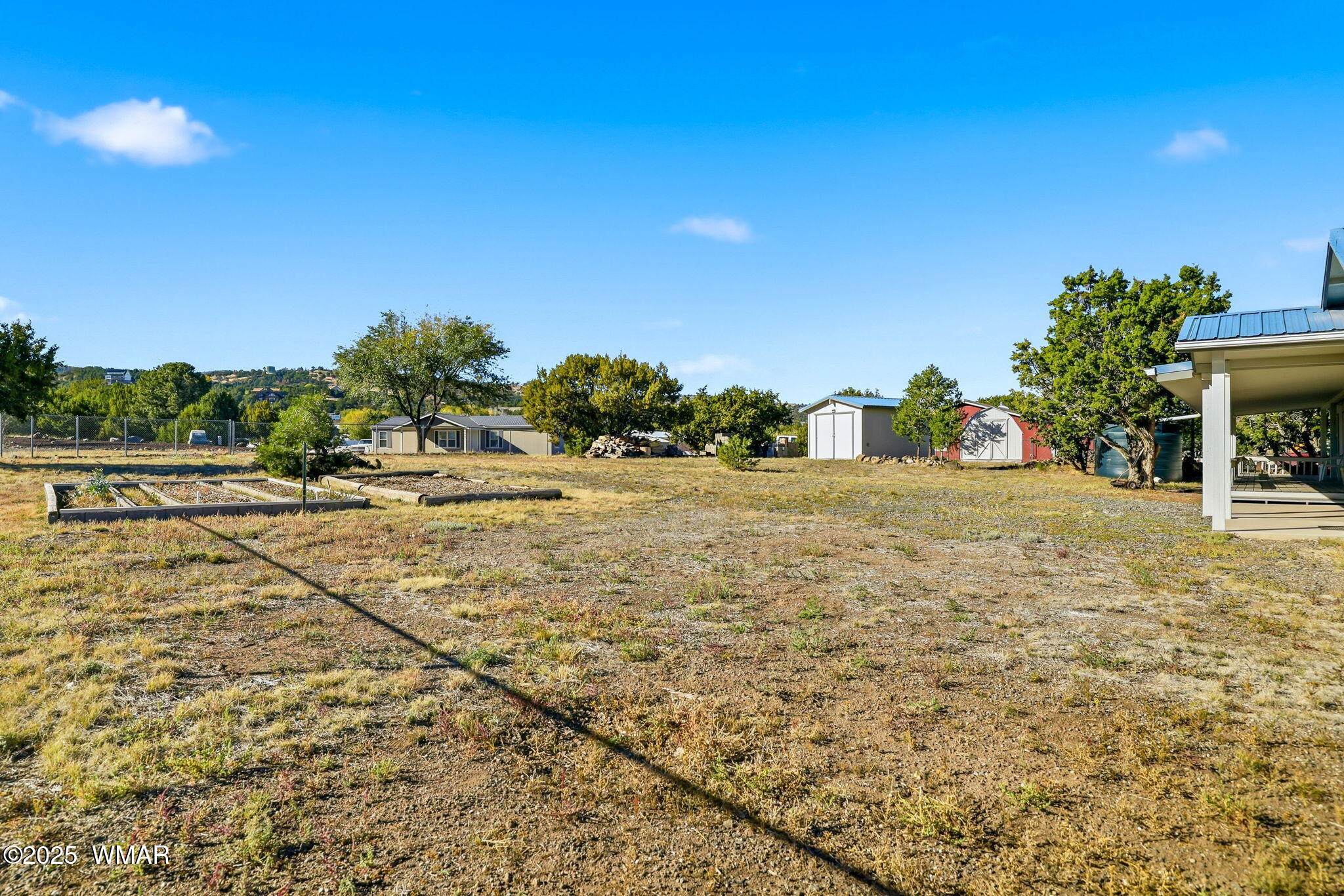 1535 Cheetah Way Eagar, AZ 85925 - Photo 22 of 34 Backyard & Garden Beds
