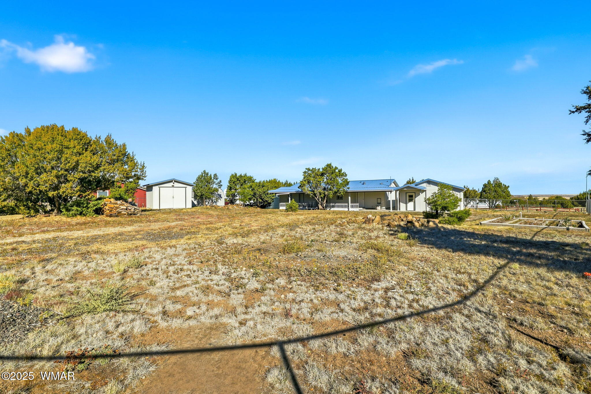 1535 Cheetah Way Eagar, AZ 85925 - Photo 25 of 34 Large Backyard