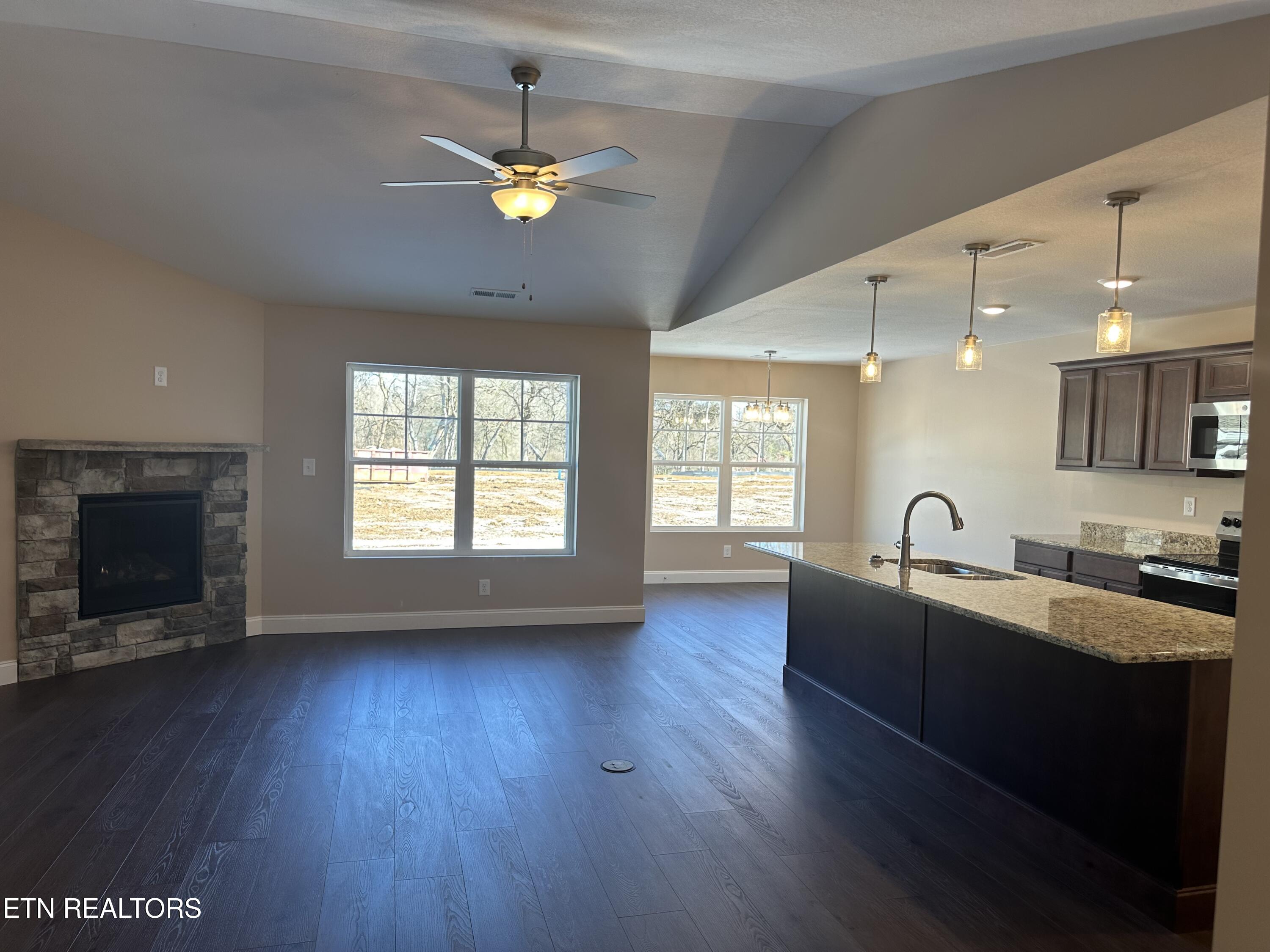 540 Henderson Road, Unit 138 Pigeon Forge, TN 37862 - Photo 14 of 51 3-bedroom plan