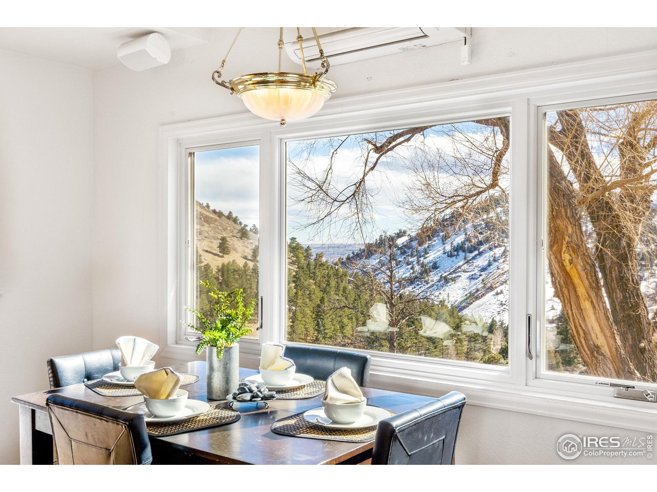 5339 Olde Stage Road Boulder, CO 80302 - Photo 10 of 40 Informal eat in Kitchen - with Views!