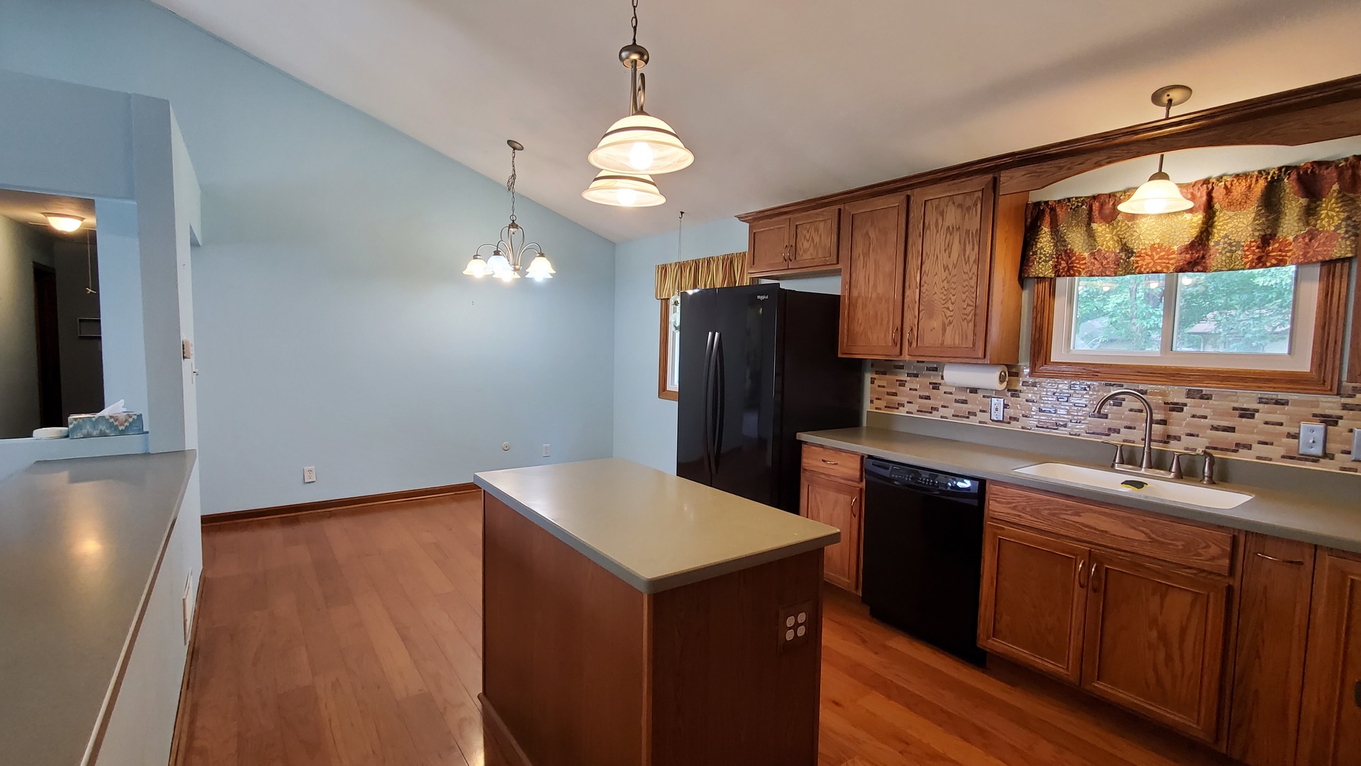 430 West Cermak Road Braidwood, IL 60408 - Photo 3 of 21