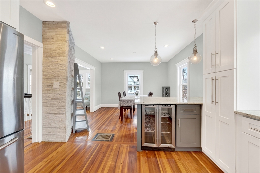 48 Malvern Street, Unit 2 Melrose, MA 02176 - Photo 12 of 36