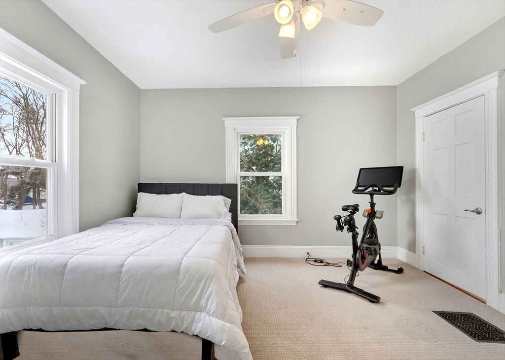 48 Malvern Street, Unit 2 Melrose, MA 02176 - Photo 22 of 36