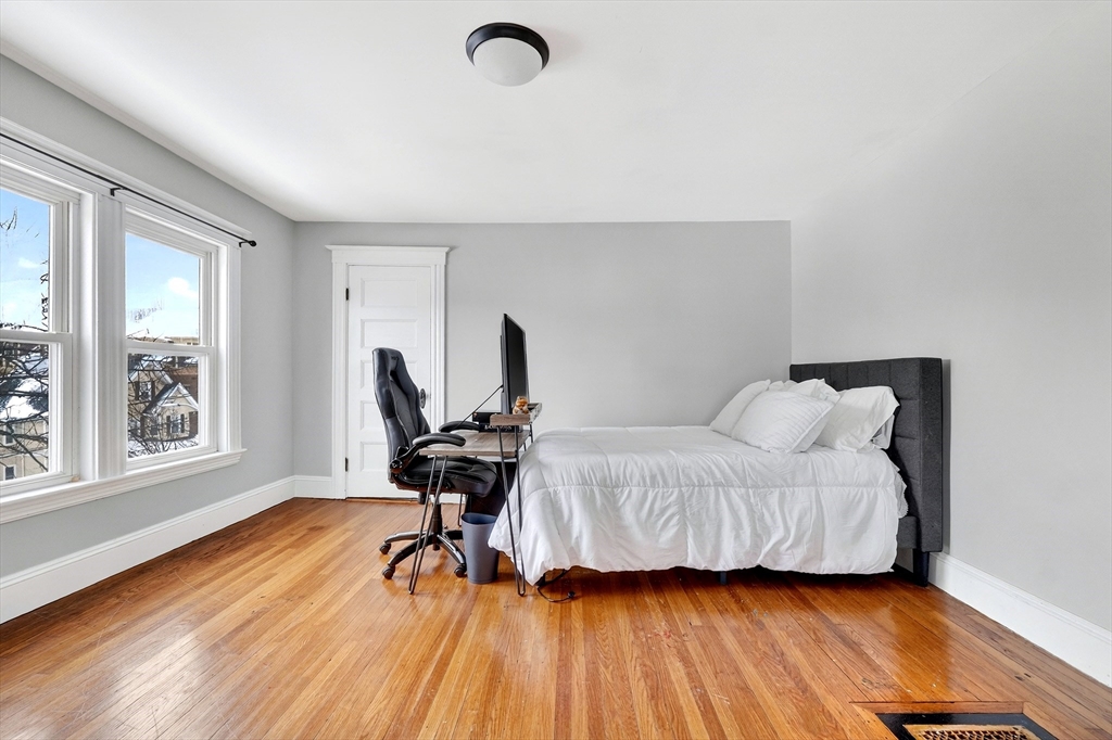 48 Malvern Street, Unit 2 Melrose, MA 02176 - Photo 25 of 36