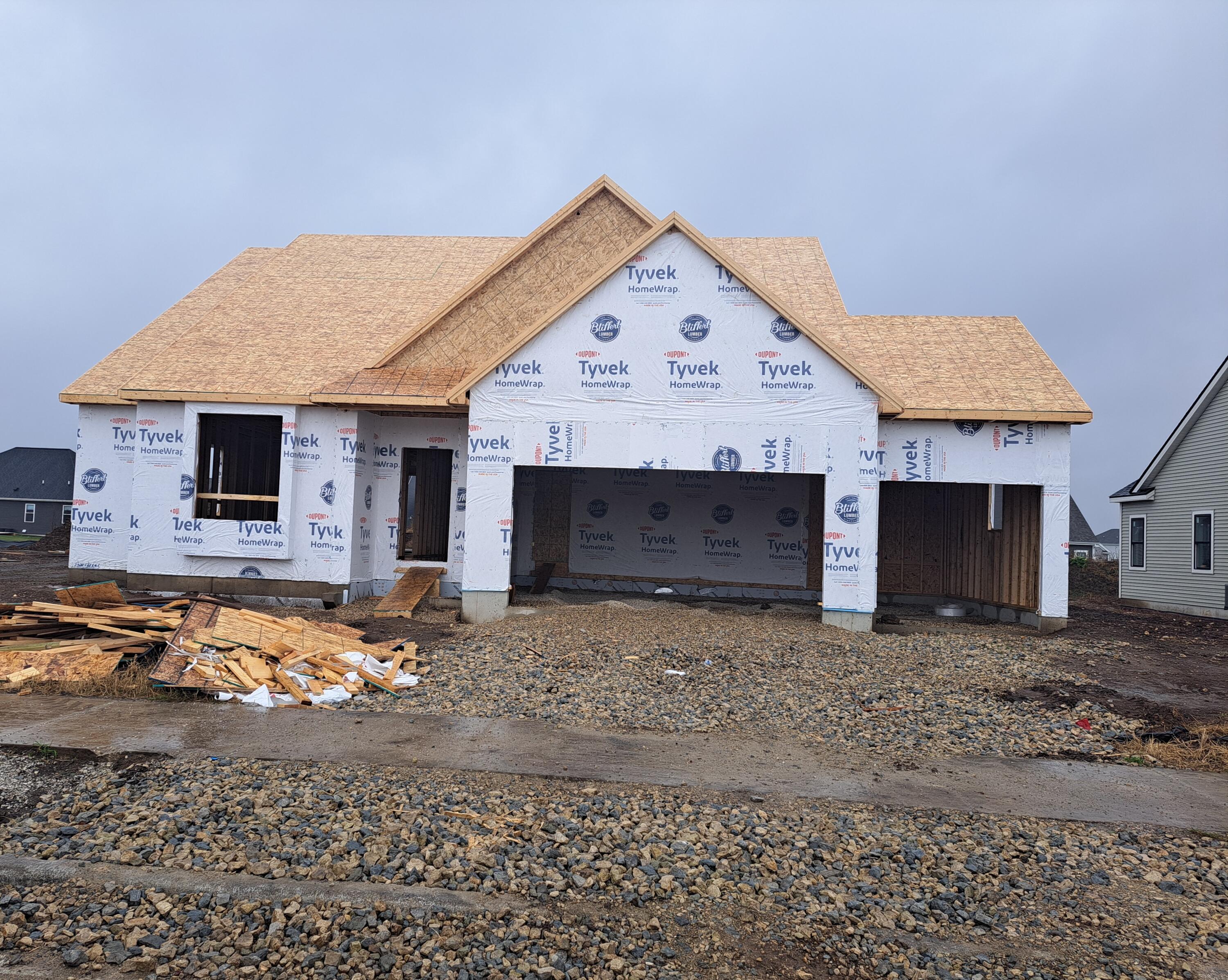 exterior lauren lot 390