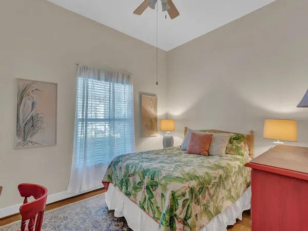 $10,000 | 2225 Seaside Street, Vero Beach, FL 32963