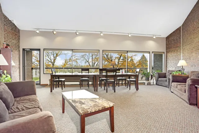 $119,900 | 4350 Trenton Lane North, Unit 309, Plymouth, MN 55442