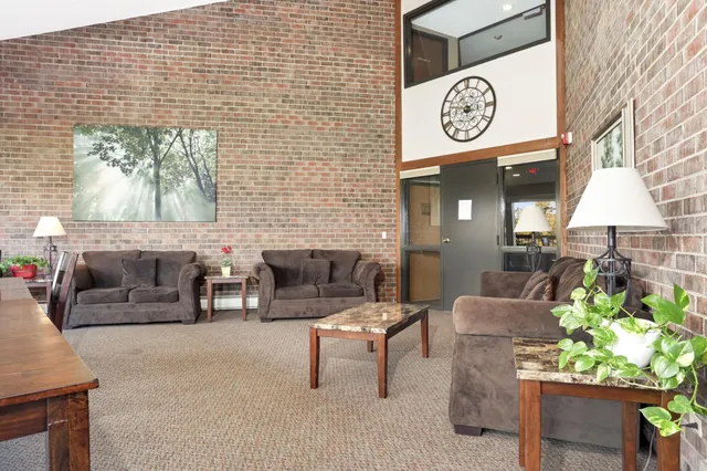 $119,900 | 4350 Trenton Lane North, Unit 309, Plymouth, MN 55442