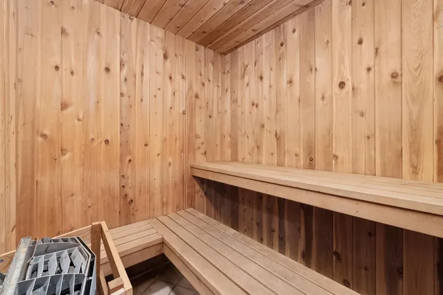 $119,900 | 4350 Trenton Lane North, Unit 309, Plymouth, MN 55442