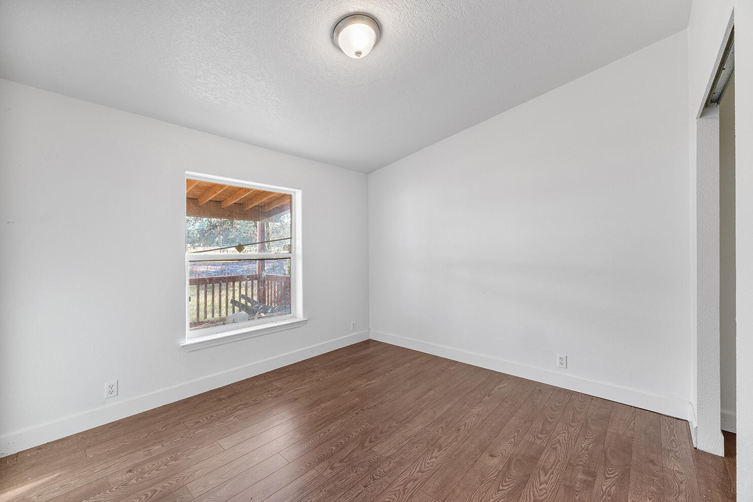 3666 Dick George Road Cave Junction, OR 97523 - Photo 14 of 25 Gallery Image 14