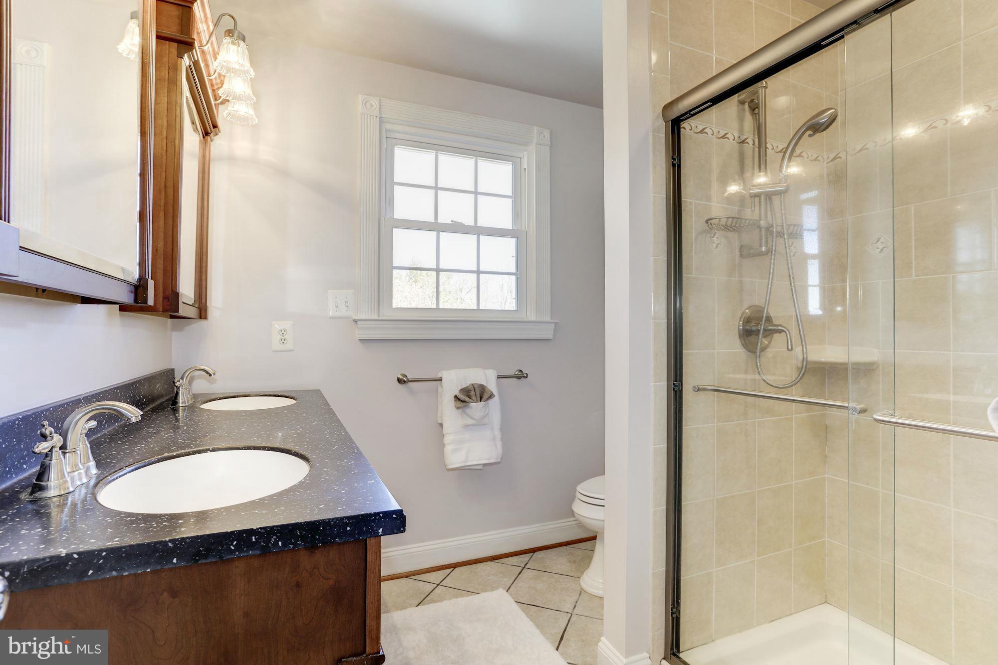 16525 Comus Road Dickerson, MD 20842 - Photo 18 of 30 Bath (Master)