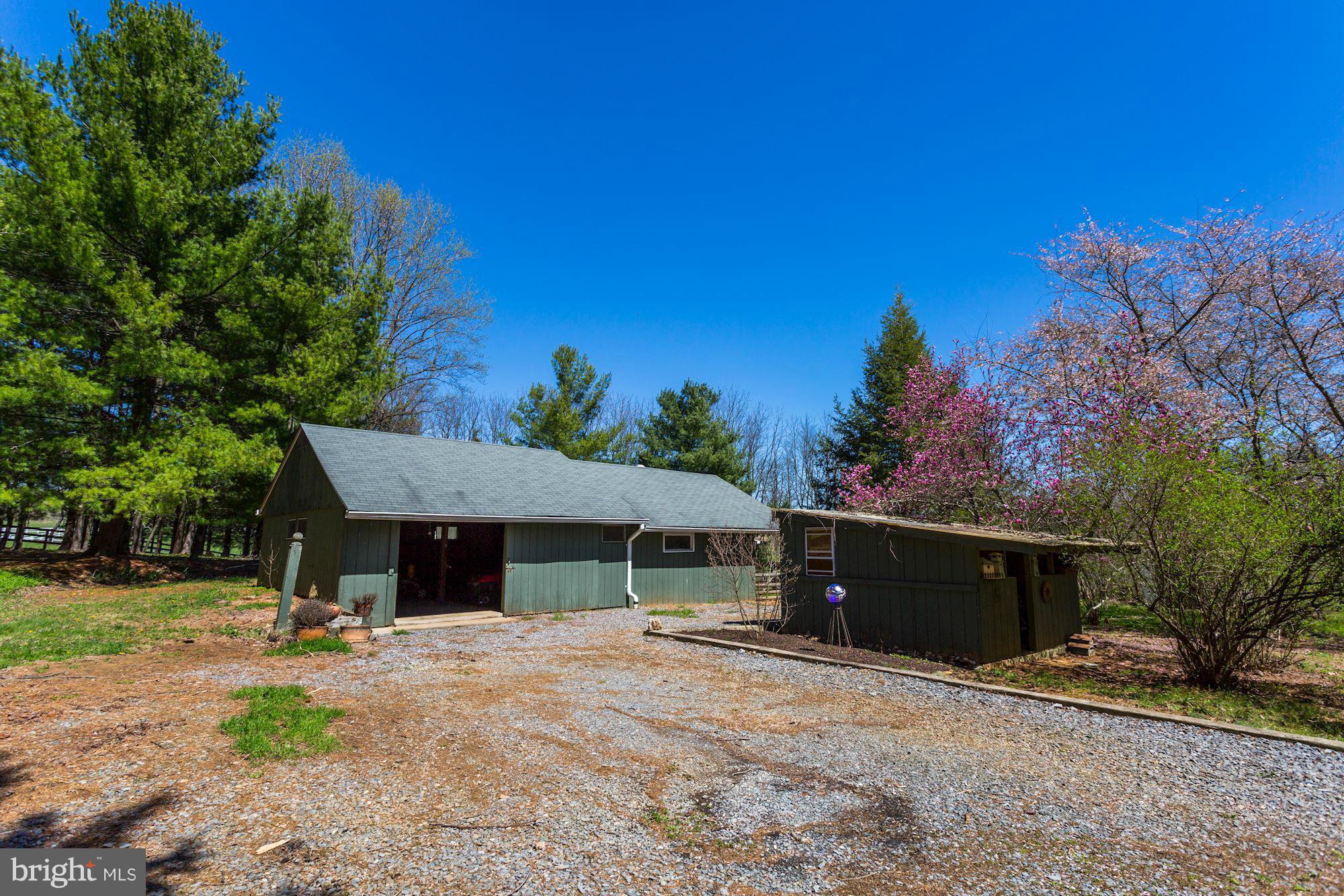 16525 Comus Road Dickerson, MD 20842 - Photo 30 of 30 Exterior (Rear)