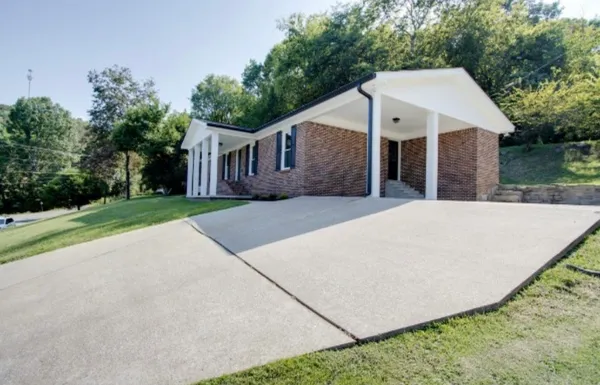 $289,900 | 132 Hillwood Drive, Carthage, TN 37030