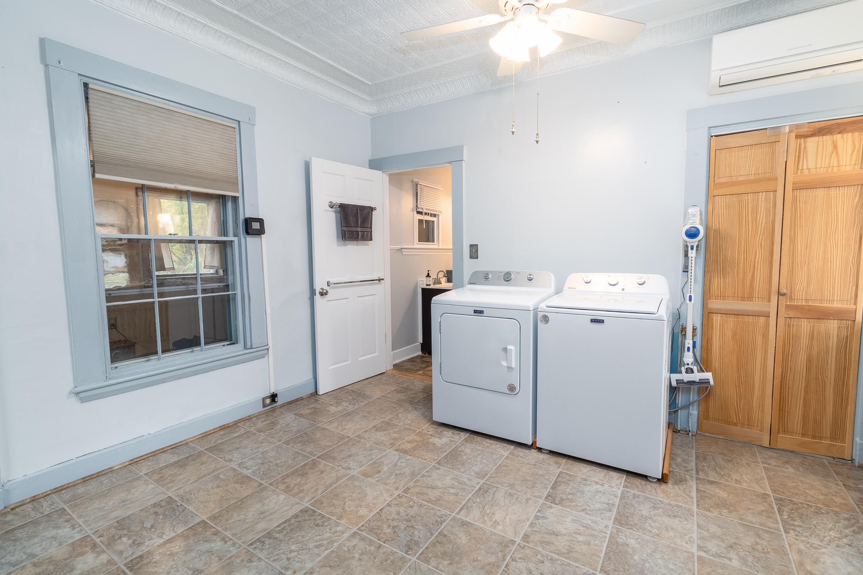 54 High Street Paris, ME 04281 - Photo 11 of 77 54 High South Paris-5