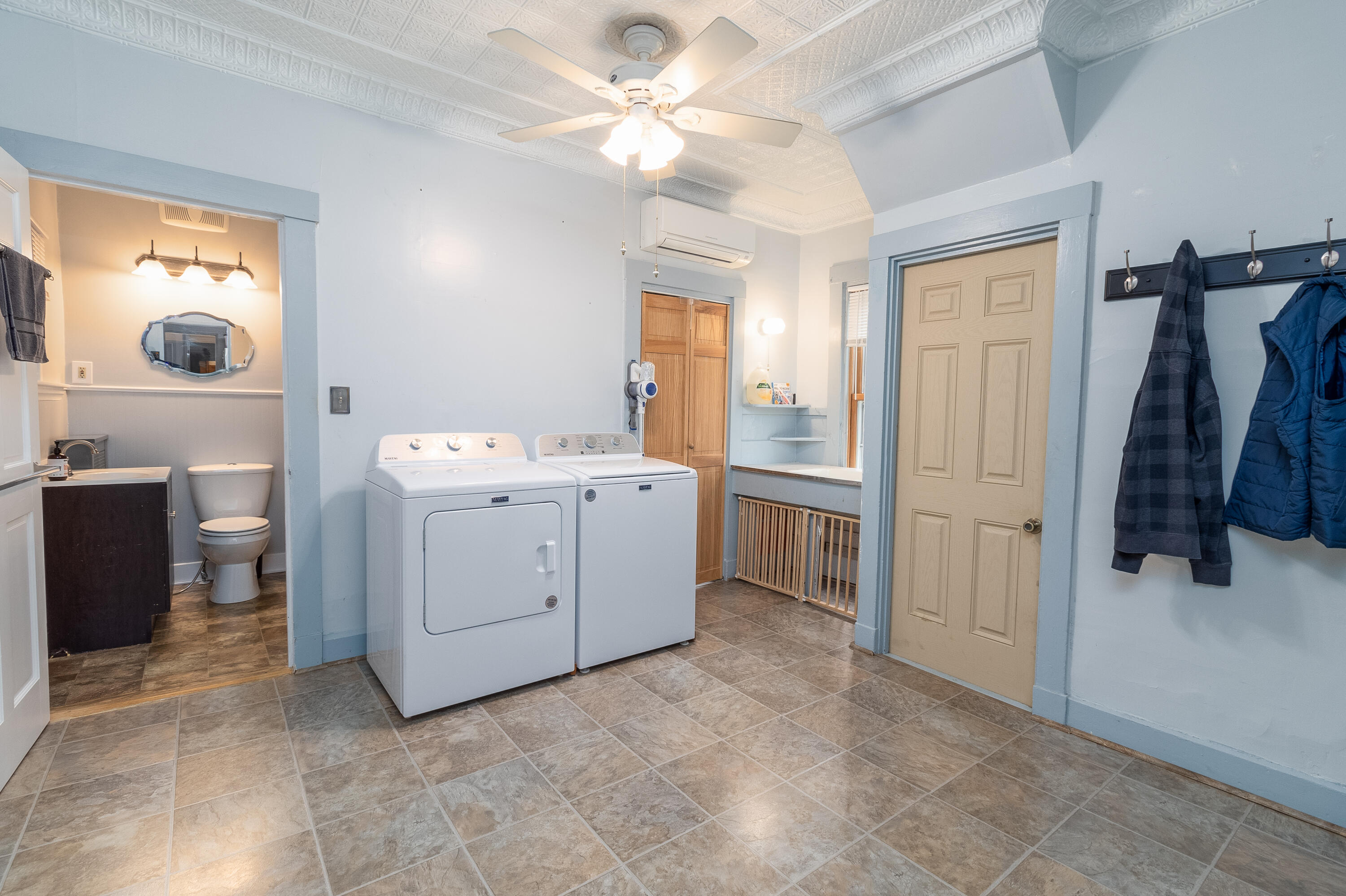 54 High Street Paris, ME 04281 - Photo 10 of 77 54 High South Paris-4