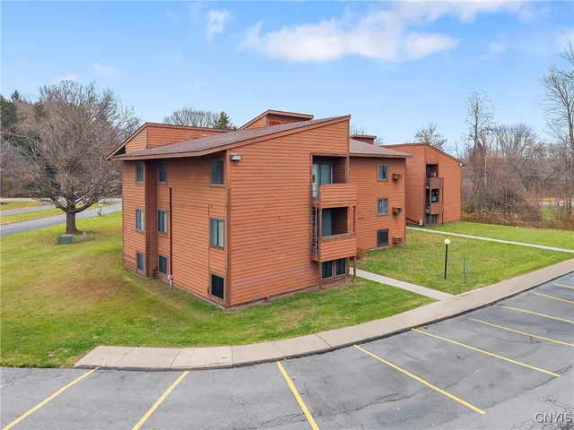 $1,500 | 327 Village Boulevard North, Van Buren, NY 13027