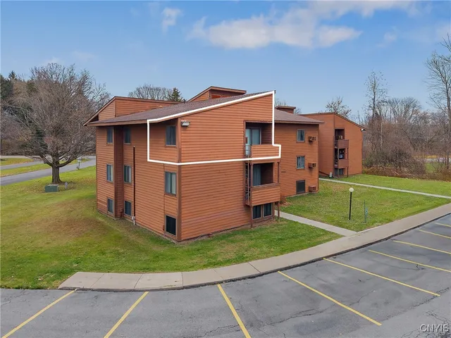 $1,500 | 327 Village Boulevard North, Van Buren, NY 13027