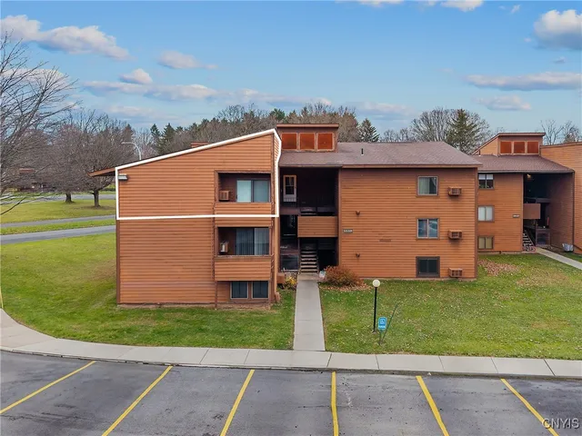 $1,500 | 327 Village Boulevard North, Van Buren, NY 13027