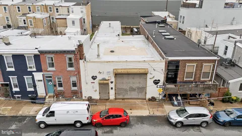 a car parked in front of a building