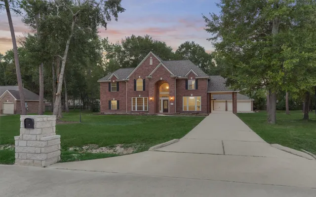 $670,000 | 2311 Legends Peak Drive, Spring, TX 77386