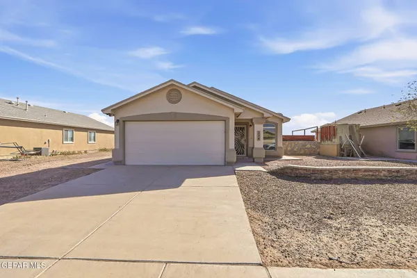 $214,999 | 224 Flor Eucharis, Socorro, TX 79927