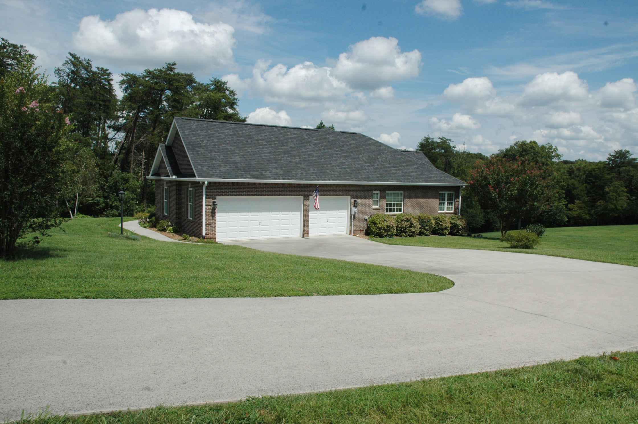 1230 Windridge Road Friendsville, TN 37737 - Photo 4 of 40 DSC_0007