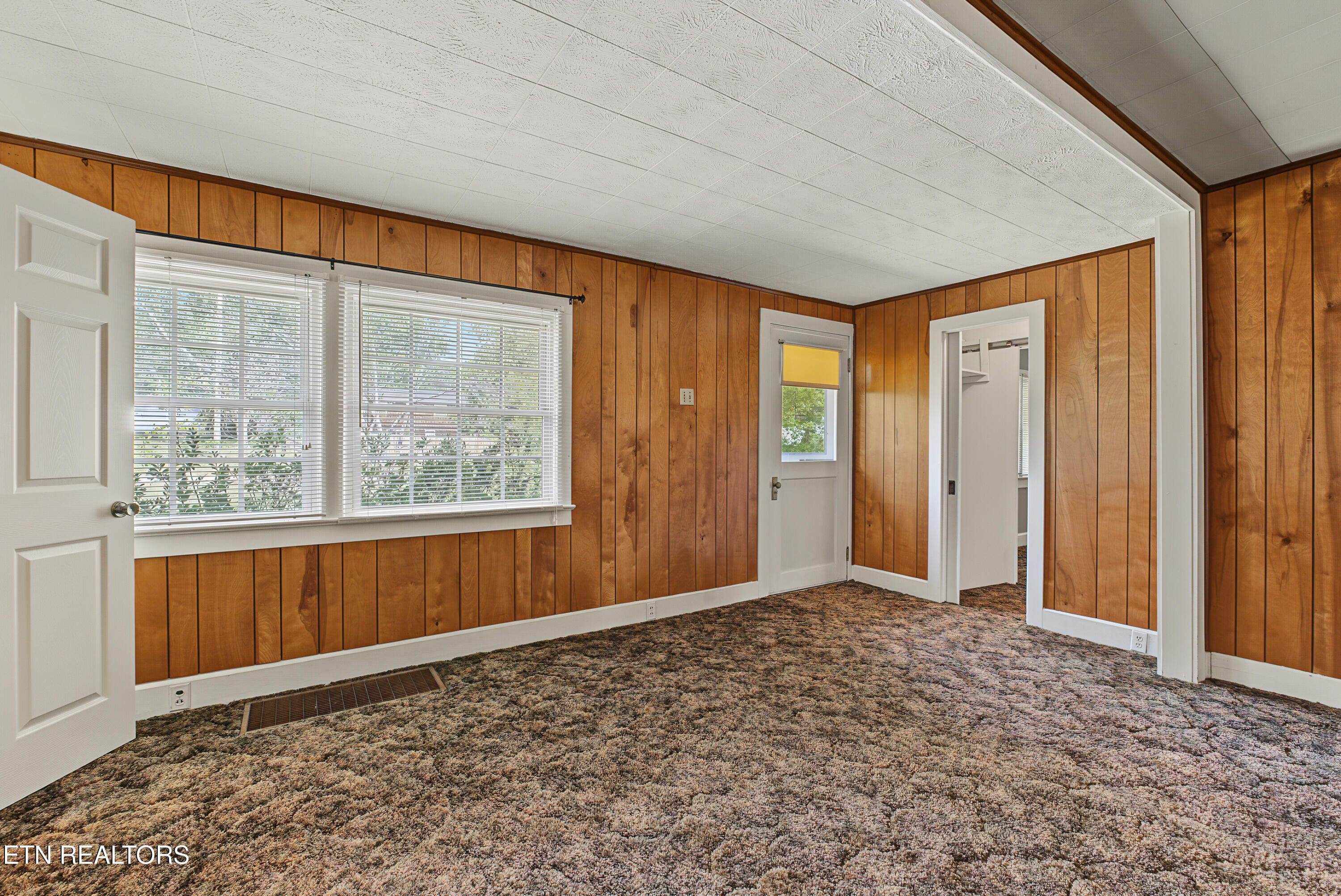 2330 Sevierville Road Maryville, TN 37804 - Photo 8 of 48 DSC00690-2