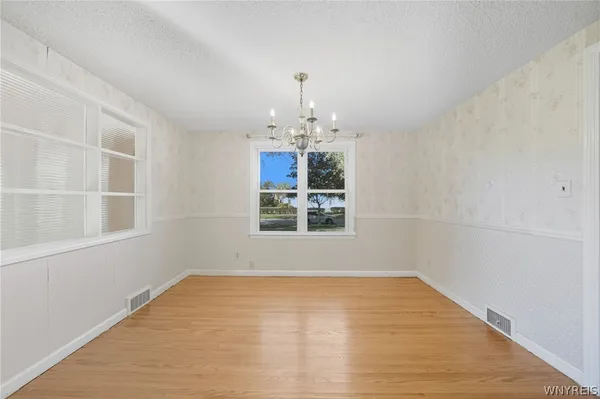 $260,000 | 131 Colvinhurst Drive, Tonawanda, NY 14223