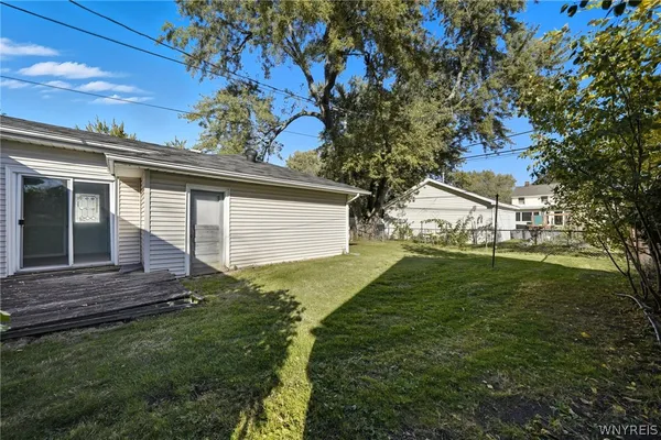$260,000 | 131 Colvinhurst Drive, Tonawanda, NY 14223