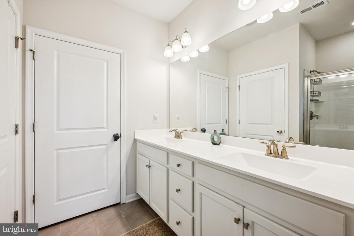 65 Morley Boulevard Medford, NJ 08055 - Photo 16 of 31 Large Primary Bathroom and W.I.C.!
