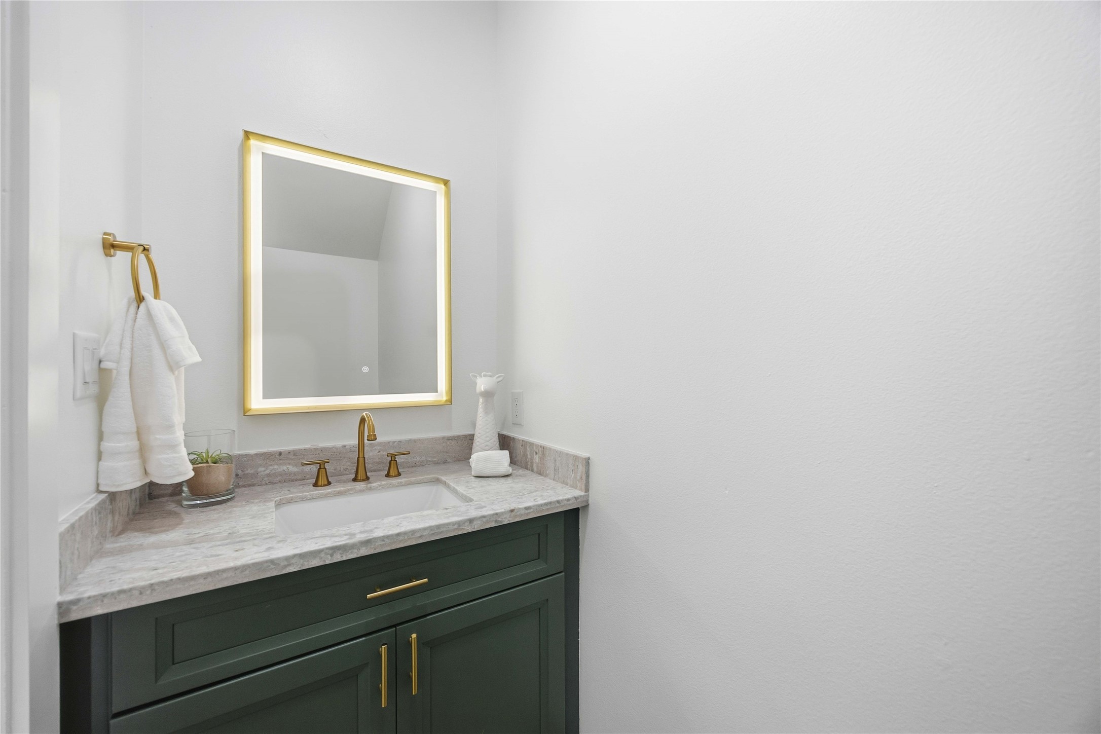 7117 Springdale Street, Unit A Houston, TX 77028 - Photo 12 of 24